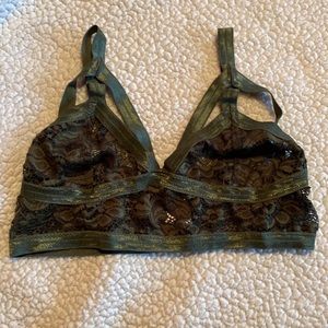 Beautiful medium hunter green cut out bralette by Cantiq.